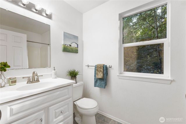 22448 Highside Lane SE, Yelm, WA 98597