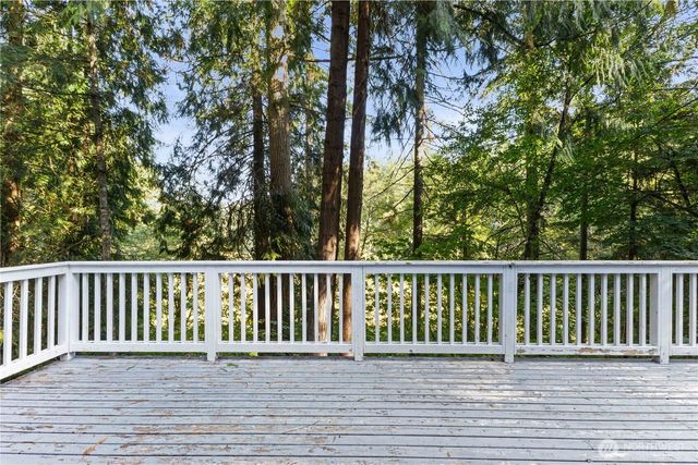 22448 Highside Lane SE, Yelm, WA 98597