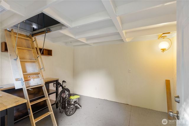 22448 Highside Lane SE, Yelm, WA 98597