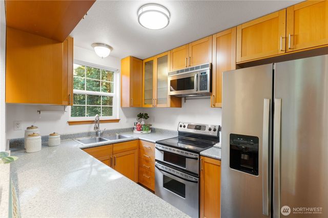 22448 Highside Lane SE, Yelm, WA 98597