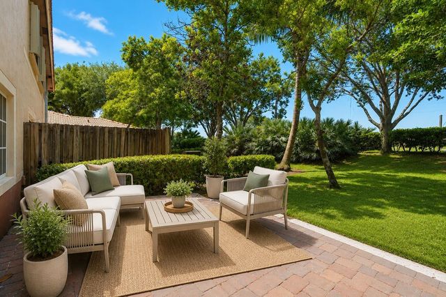 6635 Old Farm Trail, Boynton Beach, FL 33437