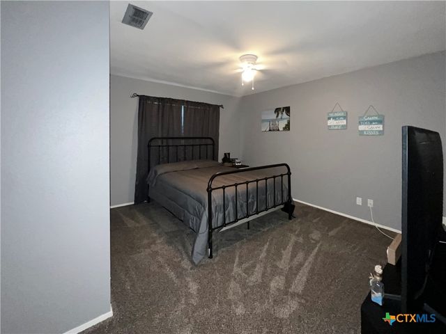 701 Clark Street, Gonzales, TX 78629
