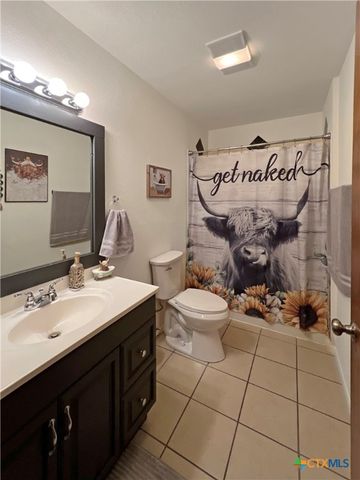 701 Clark Street, Gonzales, TX 78629