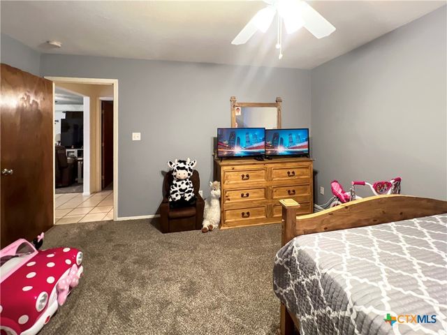 701 Clark Street, Gonzales, TX 78629