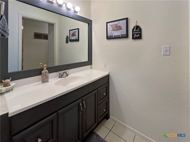 701 Clark Street, Gonzales, TX 78629