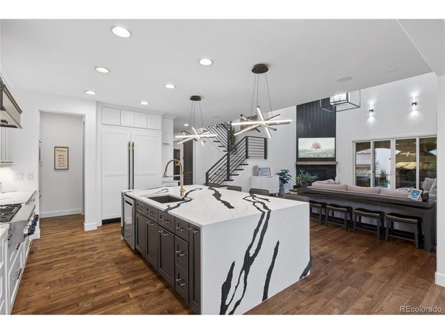 219 Maplehurst Pt, Highlands Ranch, CO 80126