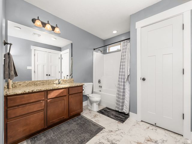 35 E WATER LN, Vineyard, UT 84059