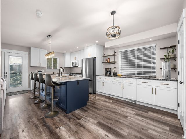 35 E WATER LN, Vineyard, UT 84059