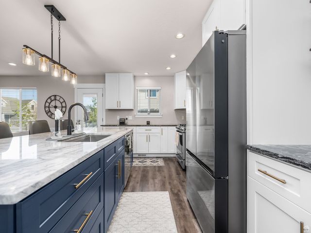 35 E WATER LN, Vineyard, UT 84059