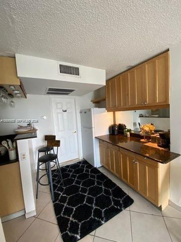 6770 Indian Creek Dr 11J, Miami Beach, FL 33141