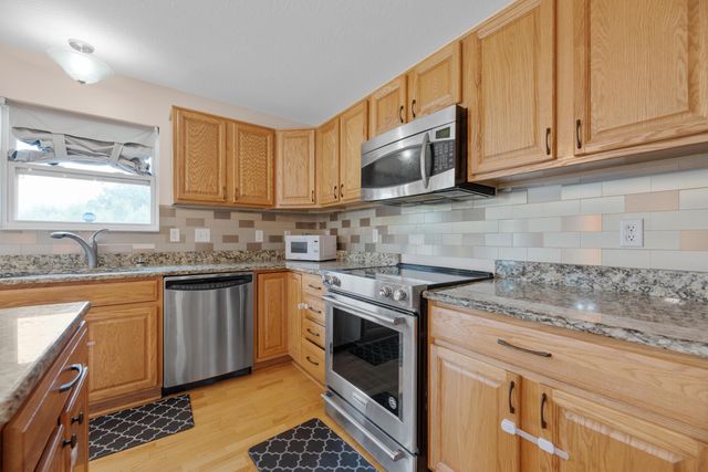 8101 Orange Station Loop, Lewis Center, OH 43035