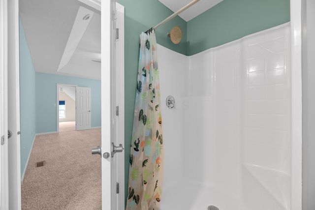 8101 Orange Station Loop, Lewis Center, OH 43035