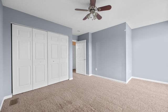 8101 Orange Station Loop, Lewis Center, OH 43035