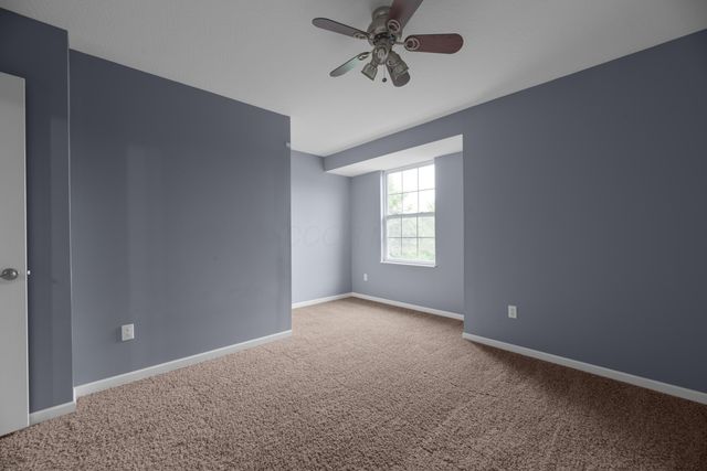 8101 Orange Station Loop, Lewis Center, OH 43035