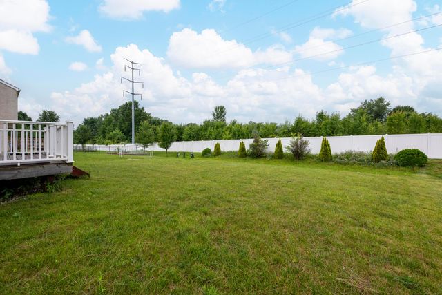 8101 Orange Station Loop, Lewis Center, OH 43035