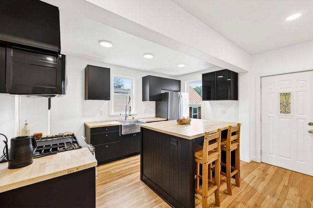 415 W Olin Avenue, Madison, WI 53715