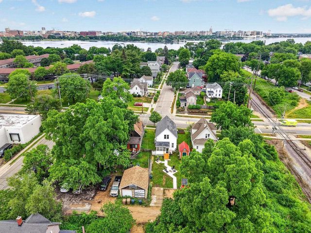 415 W Olin Avenue, Madison, WI 53715
