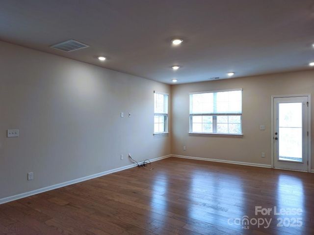 3327 Glenn Hope Way, Matthews, NC 28104