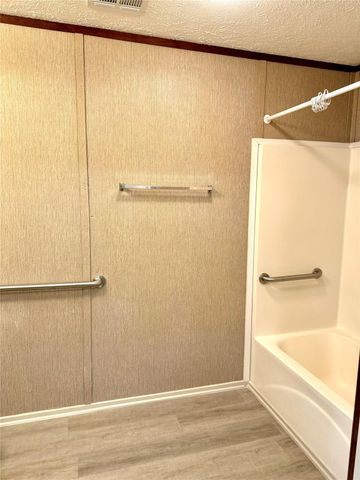 3621 County Road 161 F, Alvin, TX 77511