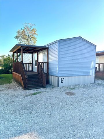 3621 County Road 161 F, Alvin, TX 77511