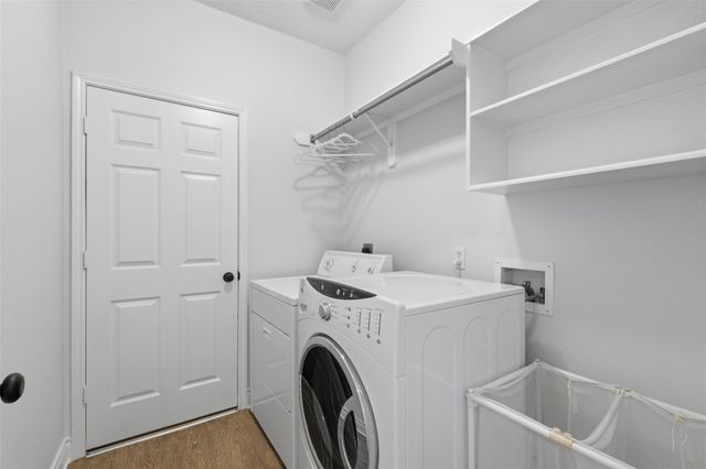 11403 Starlight Bay Street, Pearland, TX 77584