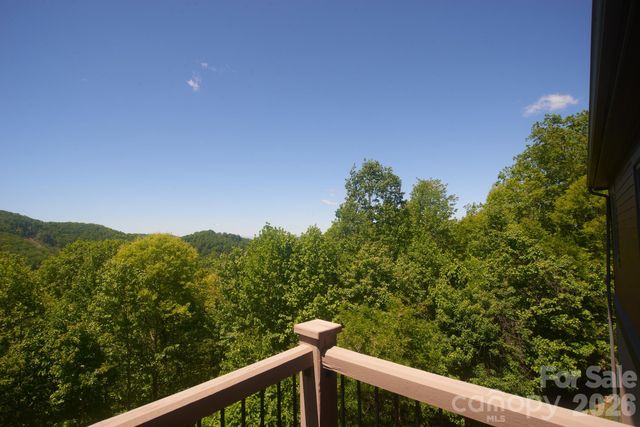 427 Spring Rock Road, Burnsville, NC 28714