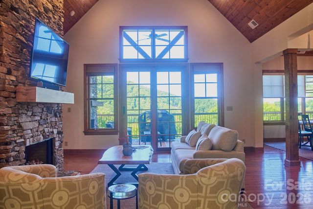 427 Spring Rock Road, Burnsville, NC 28714