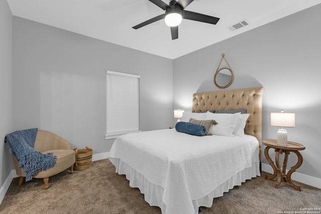 540 River Run Apt 313, New Braunfels, TX 78132