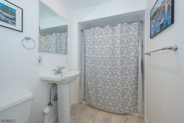 128 Troy Hills Rd, Hanover Twp., NJ 07981