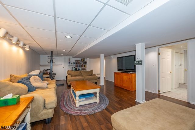 128 Troy Hills Rd, Hanover Twp., NJ 07981