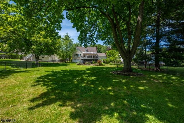 128 Troy Hills Rd, Hanover Twp., NJ 07981