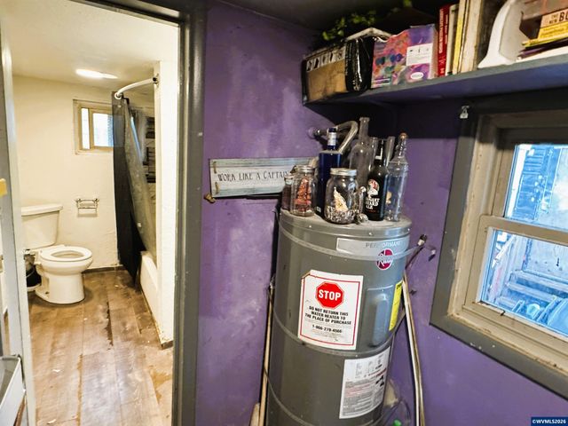 1547 Oak St SE, Salem, OR 97301