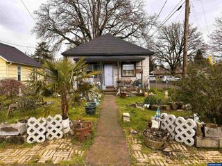 1547 Oak St SE, Salem, OR 97301