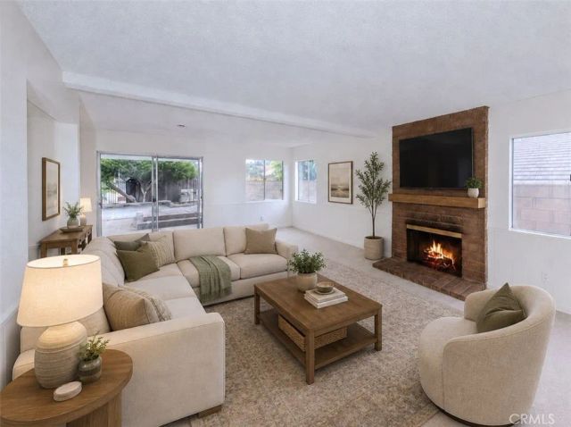 44 Rolling Hills, Pomona, CA 91766
