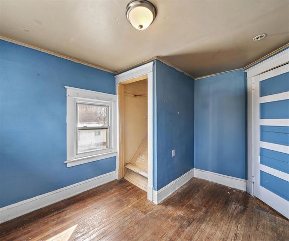 9296 6 Mile Road, Northville, MI 48168