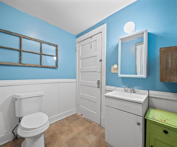 9296 6 Mile Road, Northville, MI 48168