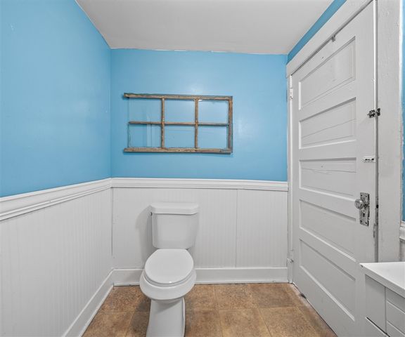 9296 6 Mile Road, Northville, MI 48168