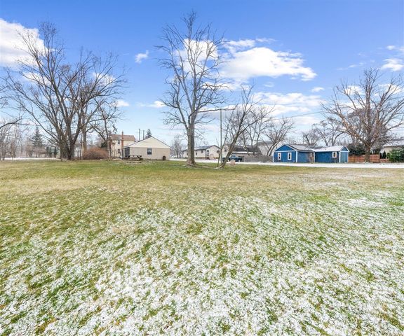 9296 6 Mile Road, Northville, MI 48168