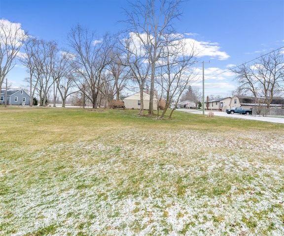 9296 6 Mile Road, Northville, MI 48168