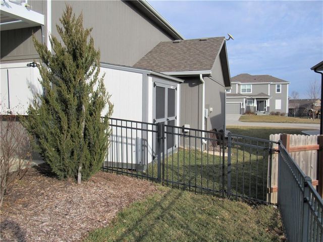 19715 W 197th Court, Spring Hill, KS 66083