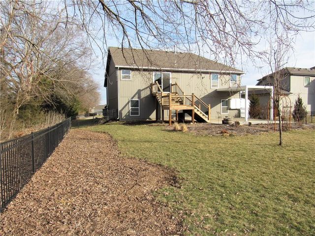 19715 W 197th Court, Spring Hill, KS 66083