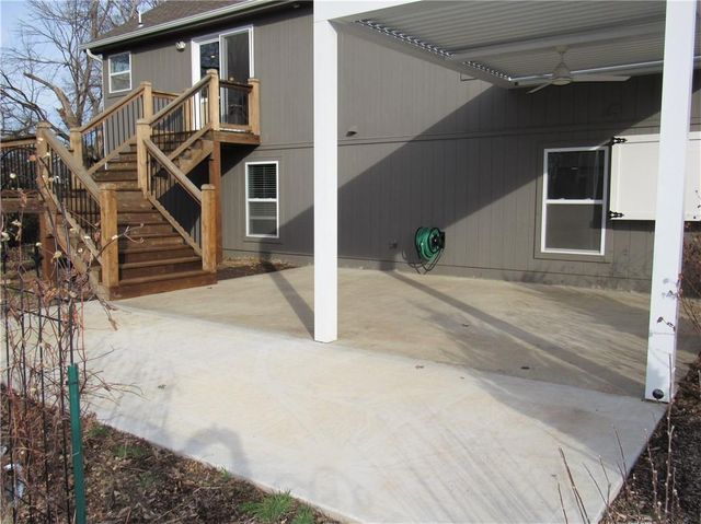 19715 W 197th Court, Spring Hill, KS 66083