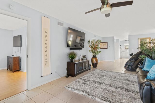 466 Grove Isle Circle #466, Vero Beach, FL 32962