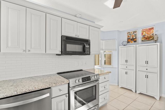 466 Grove Isle Circle #466, Vero Beach, FL 32962