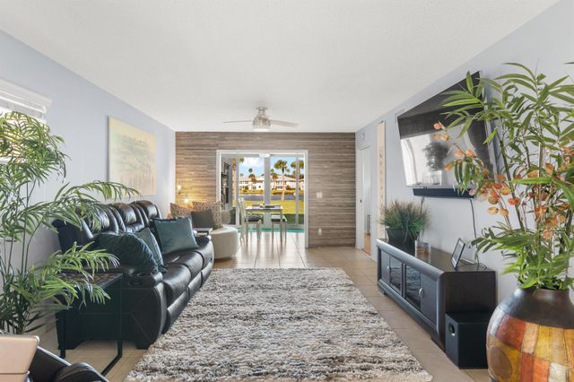 466 Grove Isle Circle #466, Vero Beach, FL 32962