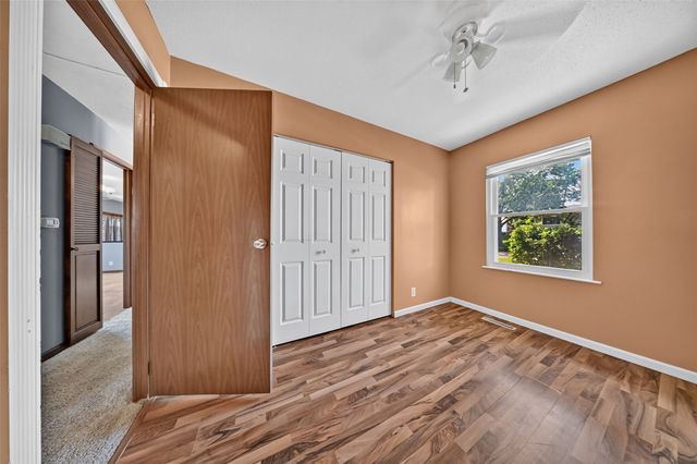 3904 Pine Wood Drive NE, Cedar Rapids, IA 52402