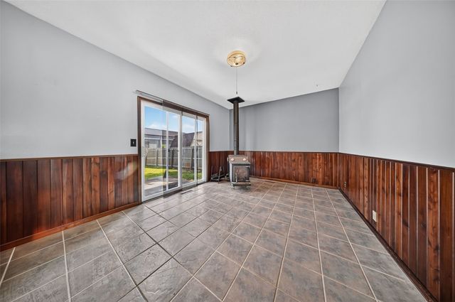 3904 Pine Wood Drive NE, Cedar Rapids, IA 52402
