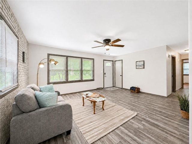 4202 N Bellefontaine Avenue, Kansas City, MO 64117