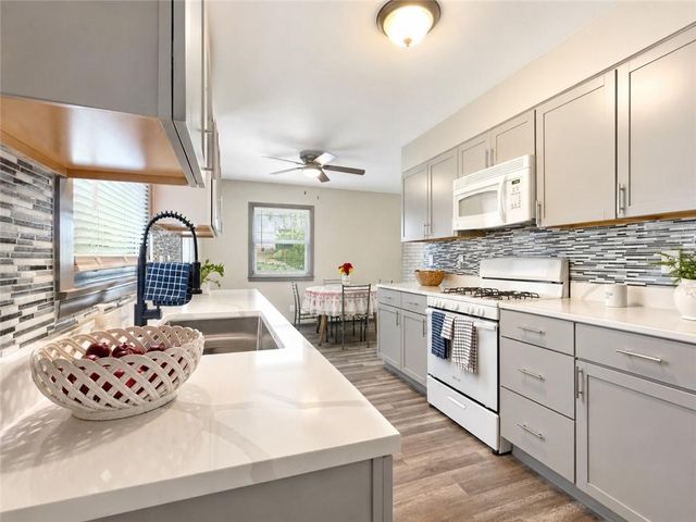 4202 N Bellefontaine Avenue, Kansas City, MO 64117