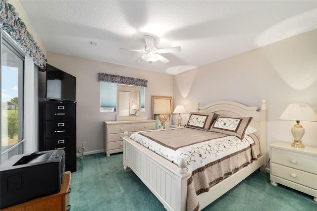 5245 NW 21ST LOOP, Ocala, FL 34482